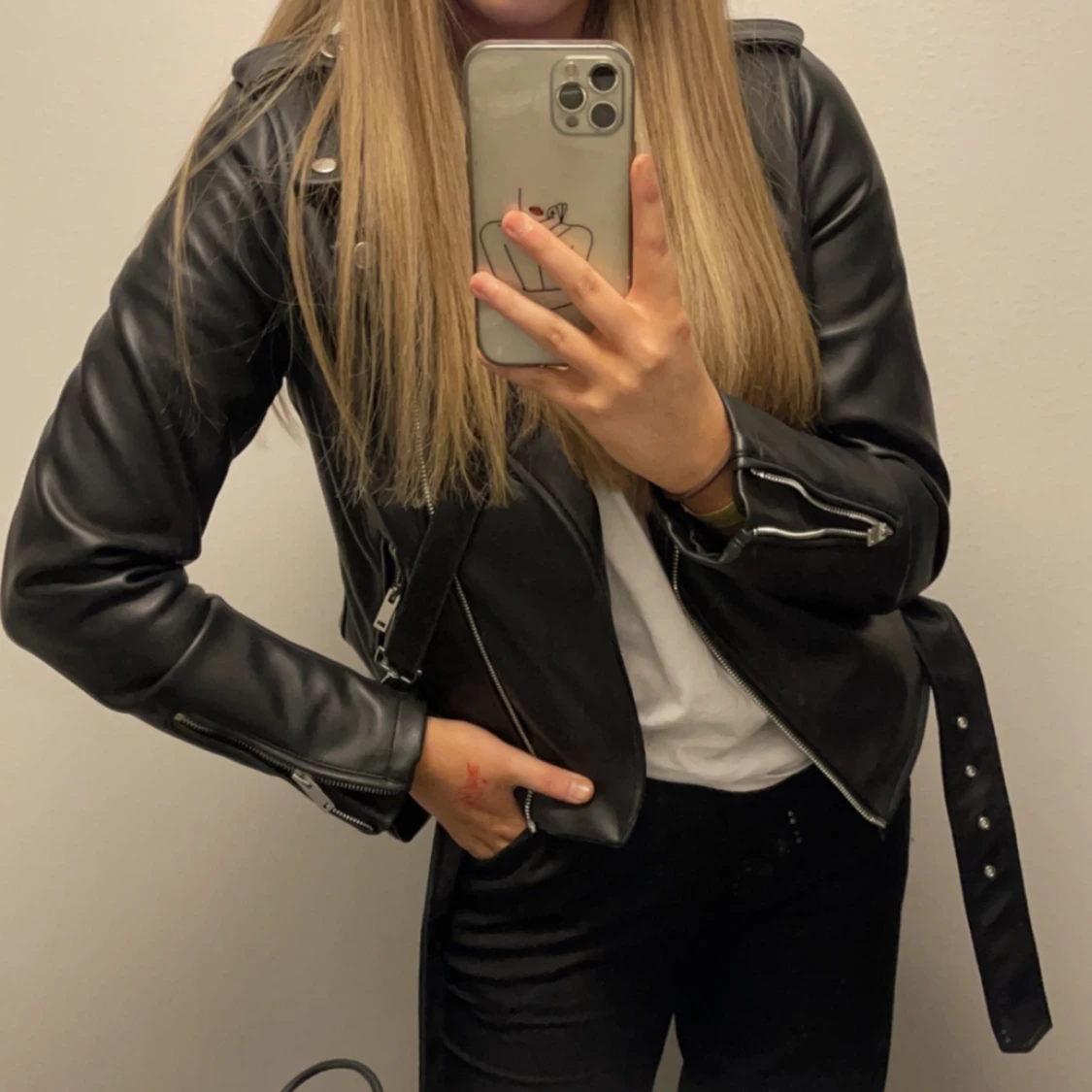 Jättesnygg skinnjacka!!  - 90