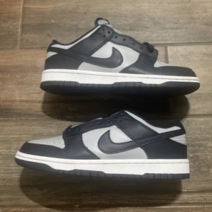 GeorgeTown Dunks - 9/10 skick, priset kan diskuteras! Köparen står för frakten😁