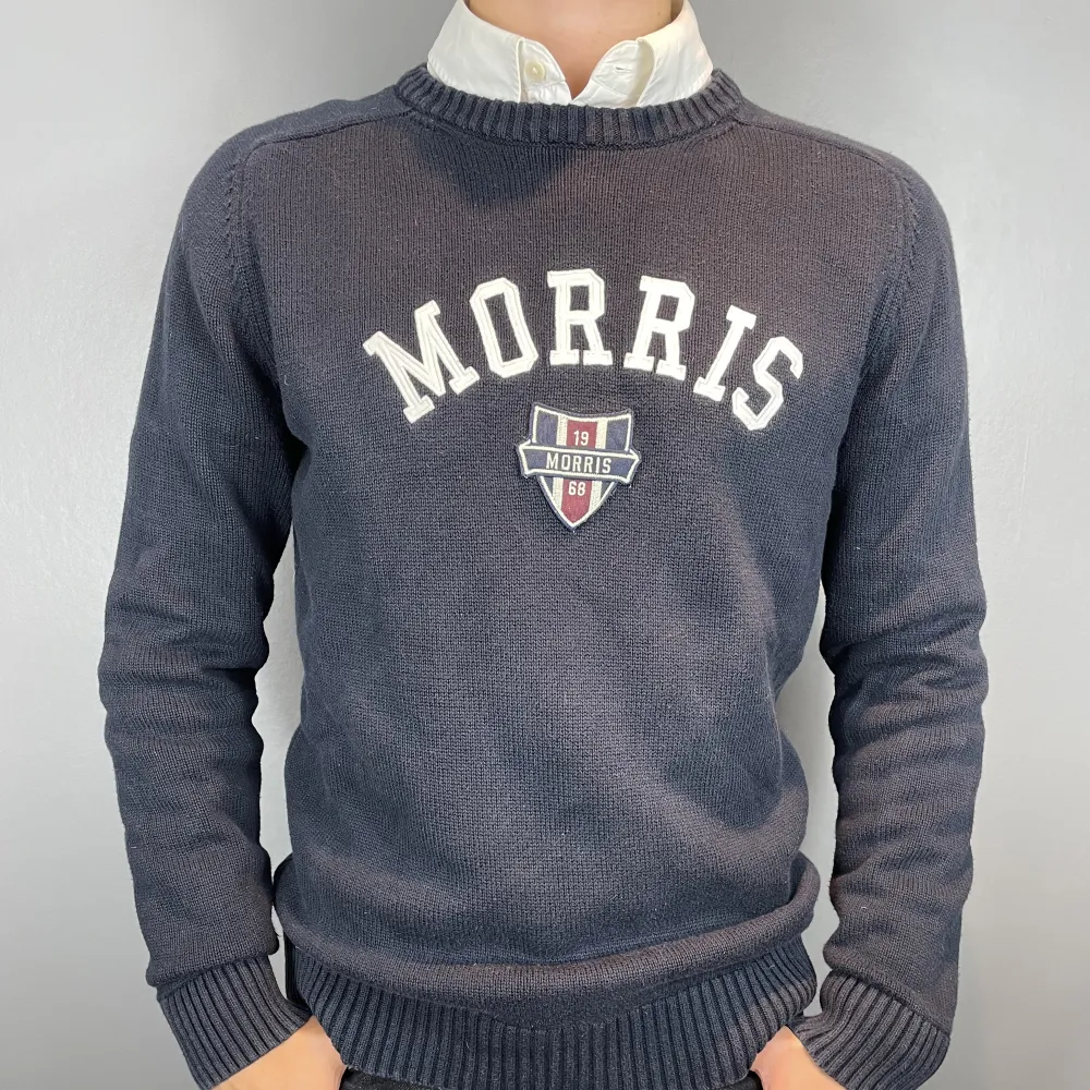 Klassisk stickad Morris tröja i bra skick, storlek S/M, Pris:299kr. Stickat.