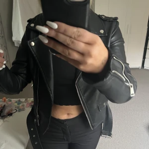 Skinnjacka - Superfin men kommer inte till användning längre tycärr