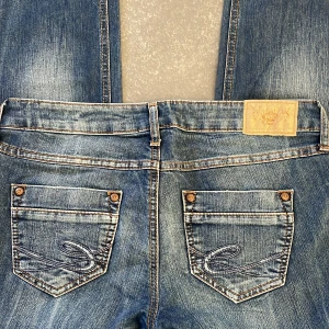 Edc Jeans - Säljer dessa jeans då dom inte kommer till användning💕jättefina fickor