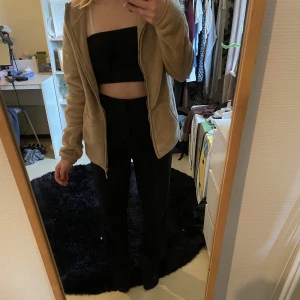 Mysig koft  - Mysig kofta jag köpt på ålens 