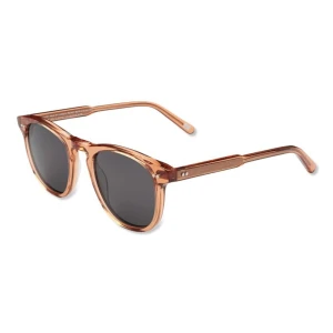 Chimi 01 - Näst intill oanvända chimis is modellen 01. Färgen är ”peach” och säljs inte längre med ”vanligt” glas. Nypris: 1250kr äktighetsbevis finns i form av box och låda. Pris kan diskuteras. 