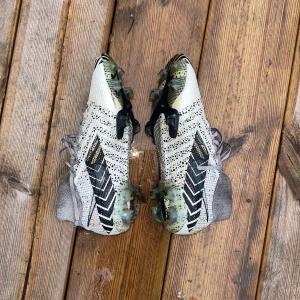 Nike superfly - Säljer dessa sjukt feta skor då jag har köpt nya. Går inte att köpa längre så dem är riktigt exklusiva.