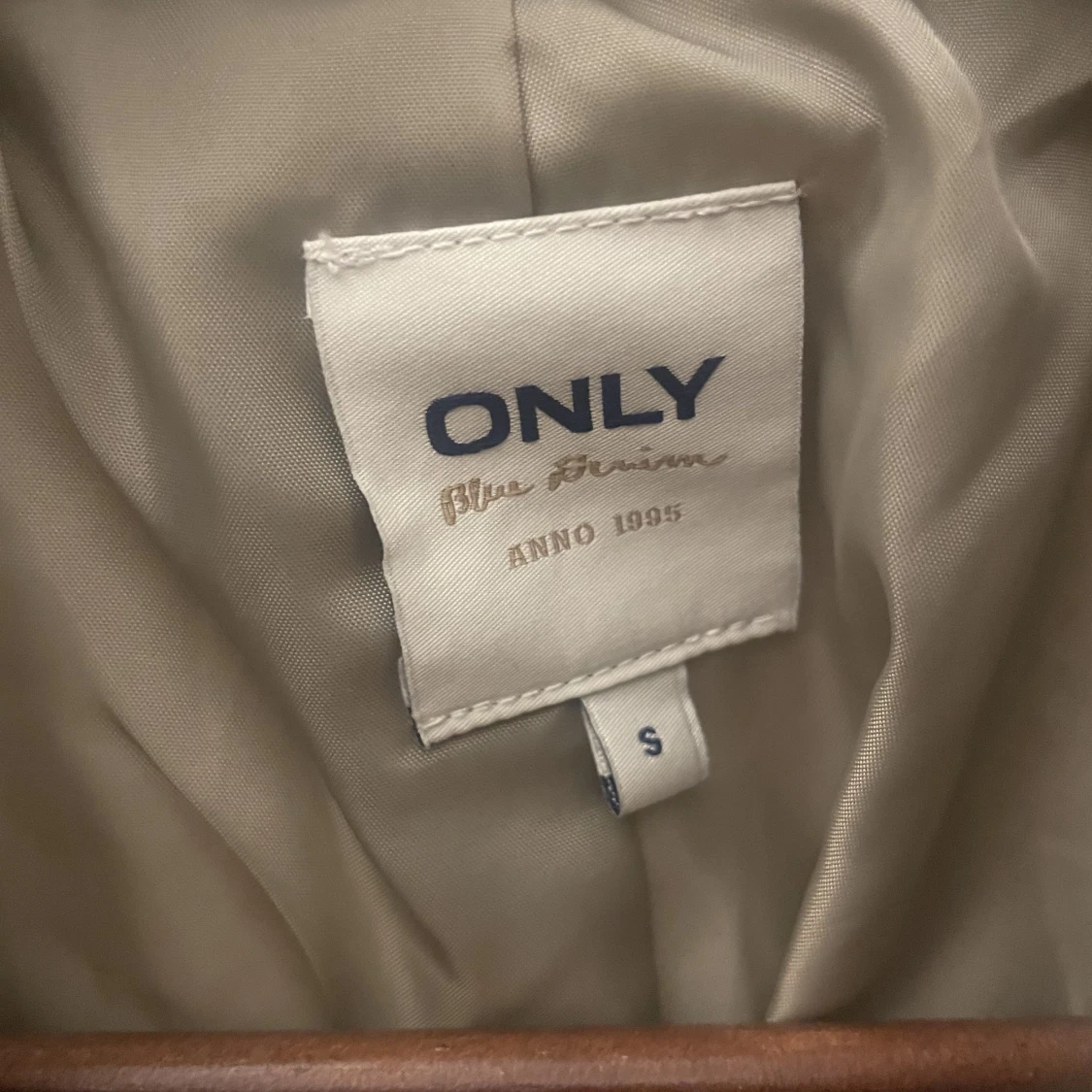 Olivgrön kappa  - 91