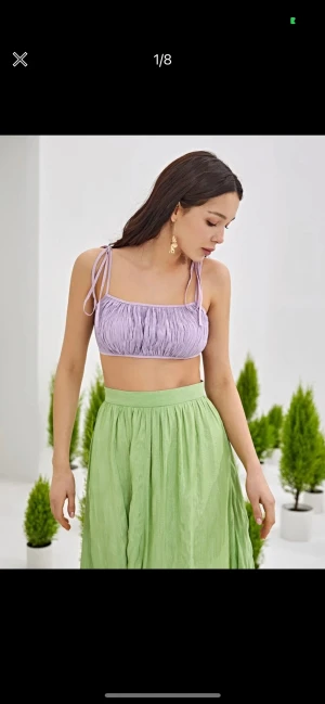 Lila topp - Baby lila topp från Shein. Aldrig använd. Storlek S.