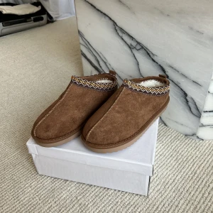 Teddy boots DesignbySi - Helt nya Teddy boots mini-Camel från DesignbySi, helt oanvända🌟 Köparen betalar för frakten 