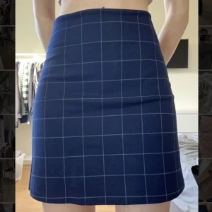 Kjol - Super fin plädkjol, säljer då jag inte använder den, använd endast ett fåtal gånger