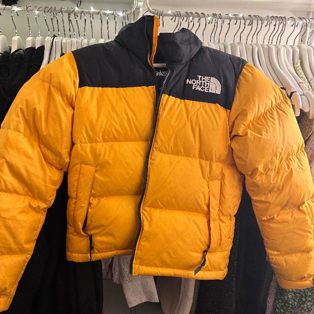 Gul The North Face Jacka | Plick Second Hand