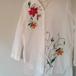 Skjorta  - Skjorta i bra skick 