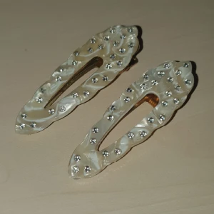 Hårspännen - Hårspännen som aldrig kommer till användning 😊