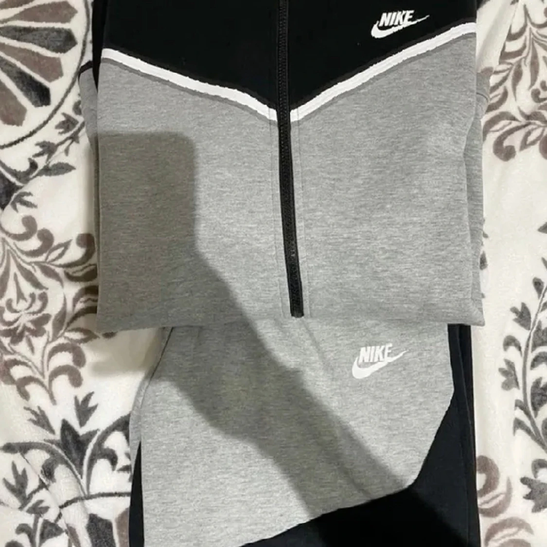 Nike tech fleece