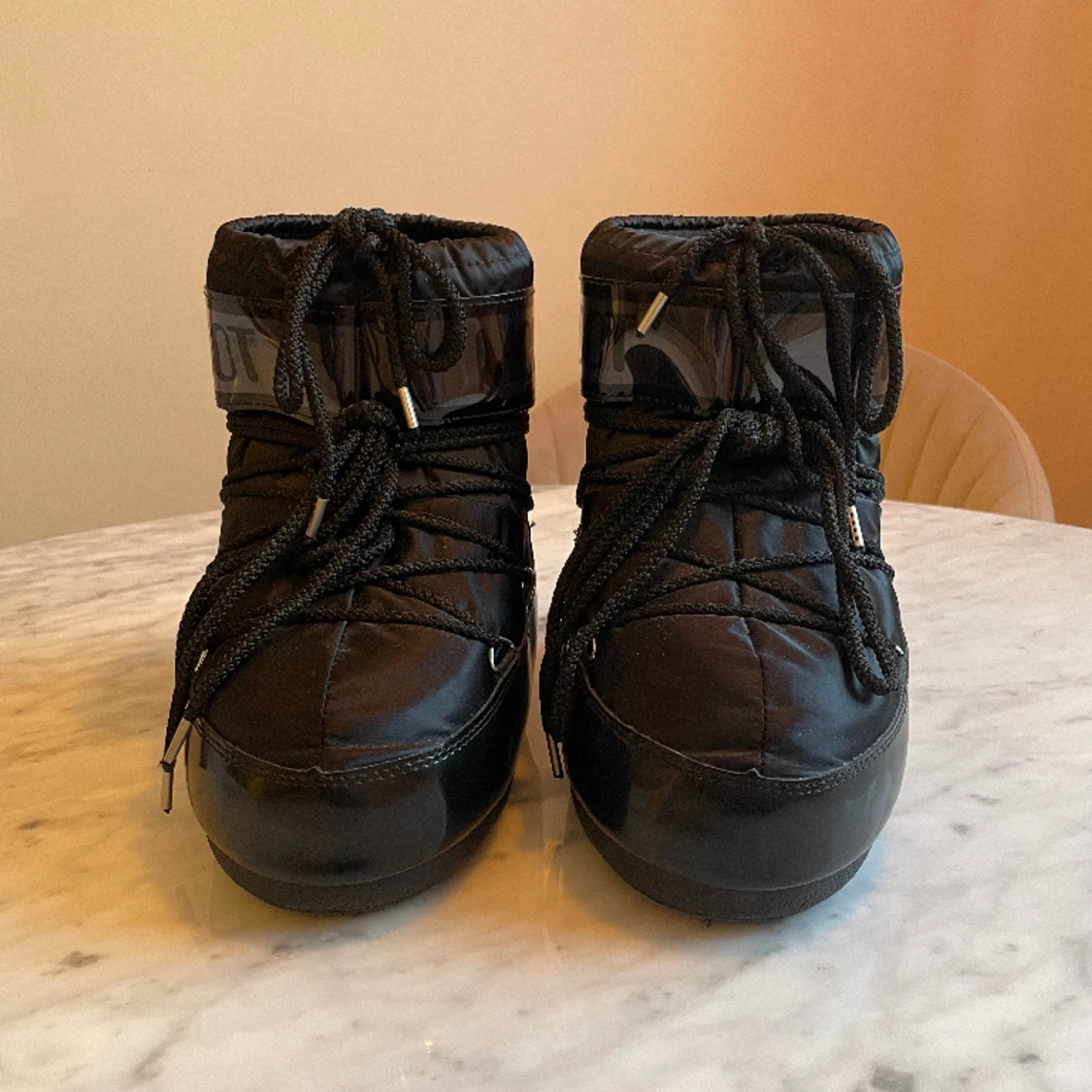 Svarta Moon Boots  - 90