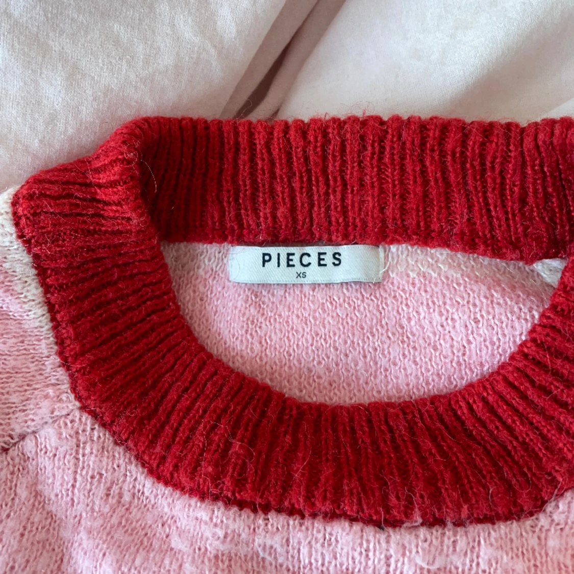 Gullig tröja i ullblandning🍭 - 91