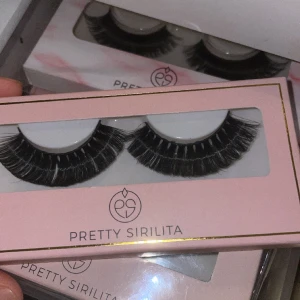 Säljer pretty sirilita fransar  - Säljer dom då de är för långa i min smak 