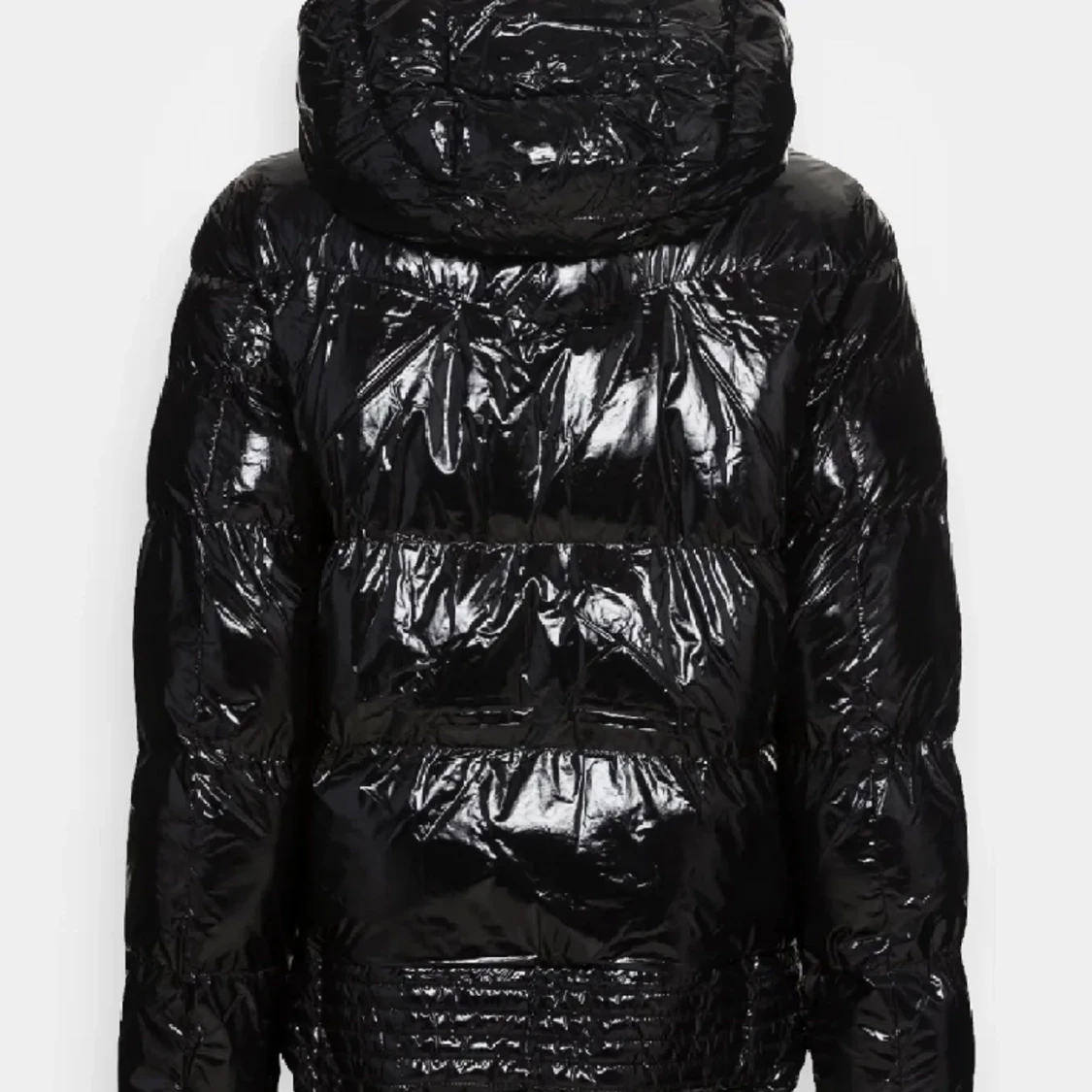 Glansig jacka från GUESS