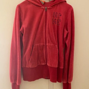 Nike vintage tröja  - Kontakta för mer info 