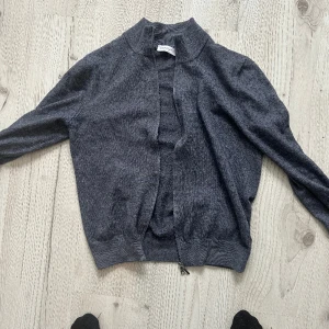 Gran sasso tröja xs - Sjukt snygg gran sasso tröja i ett najs material, storlek xs Nypris: 2399