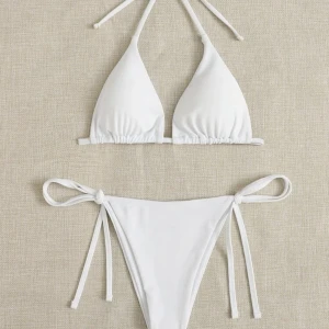 Bikini Vit - Oanvänd bikini i storlek M.