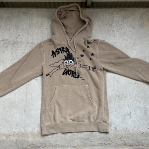 Astro World Hoddie - Köpt på hemsidan när astroworld droppade