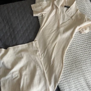 Missguided klänning  - Storlek 34, passar 36