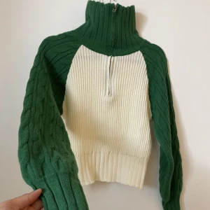Raglan Collar Sweater - Oanvänd från Cider!🔥 Superfin men säljer den då den är lite för liten för mig🤧 (obs! Står strl L men känns som en M)