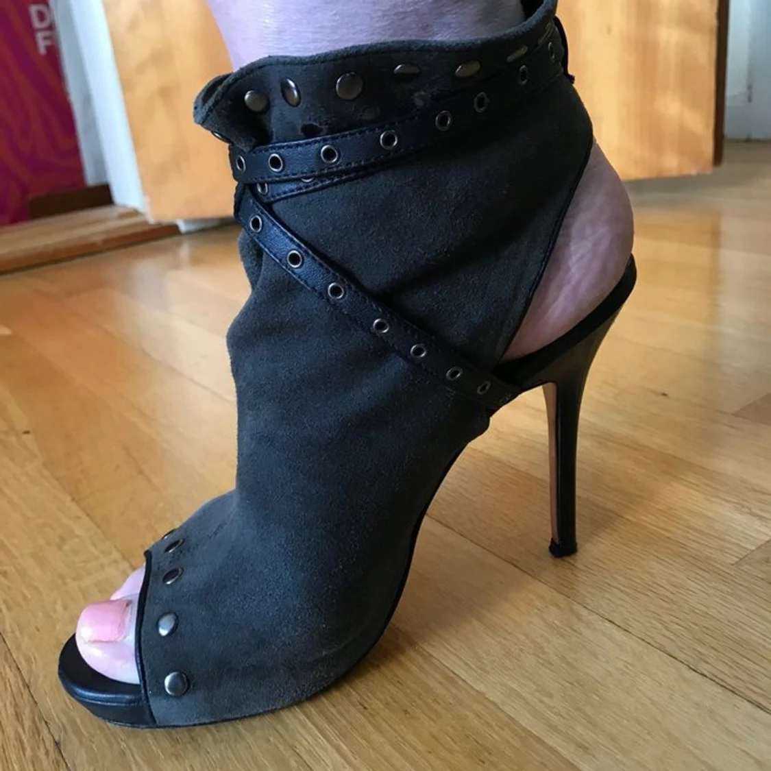 Stiletter i mocka  - 91