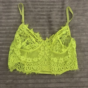 Neon BH - Pris kan diskuteras!😊