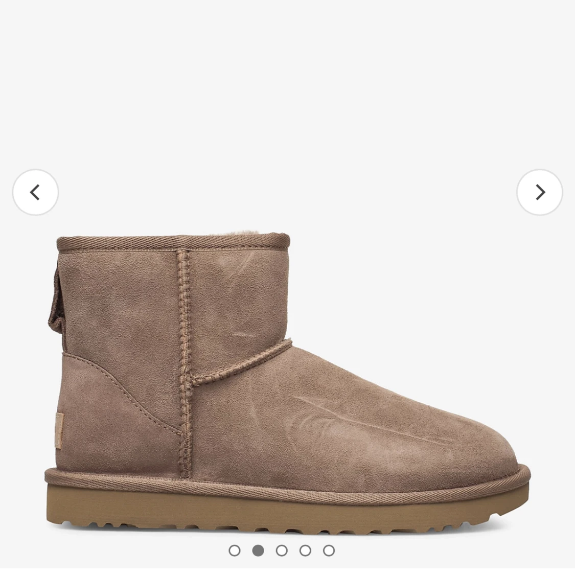 Uggs  - 90