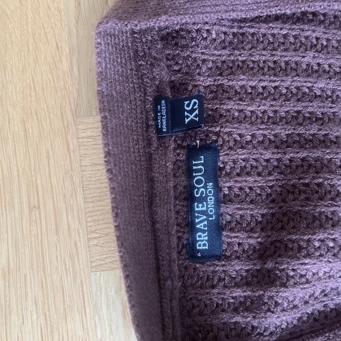 Brun/Röda kofta storlek XS - 90