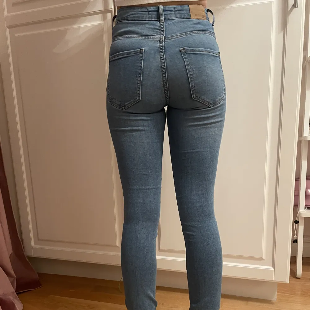 Molly jeans från Gina Tricot, strl xs. Fint skick. 50 kr + frakt🫶🏼. Jeans & Byxor.