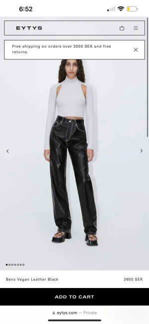 Eytys byxor  - As coola skinn byxor i oversized style. Använt ett fåtal gånger. 