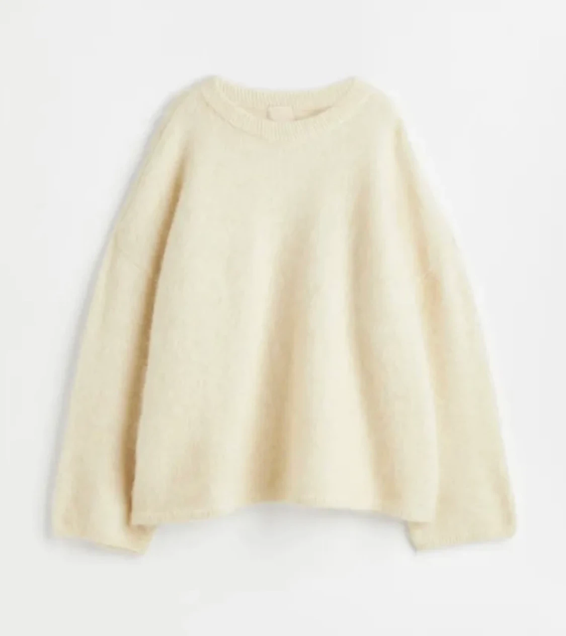 Vit mohair stickad tröja