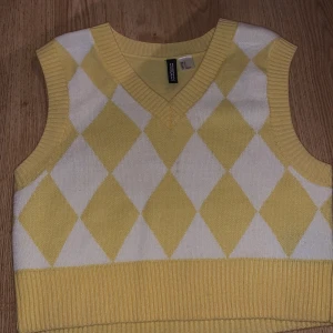 White and yellow top  - White and yellow top. Size S. Worn 2 times and in good condition. 