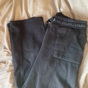 Mjukisbyxor - Mjukisbyxor från lager som inte kommer till användning 