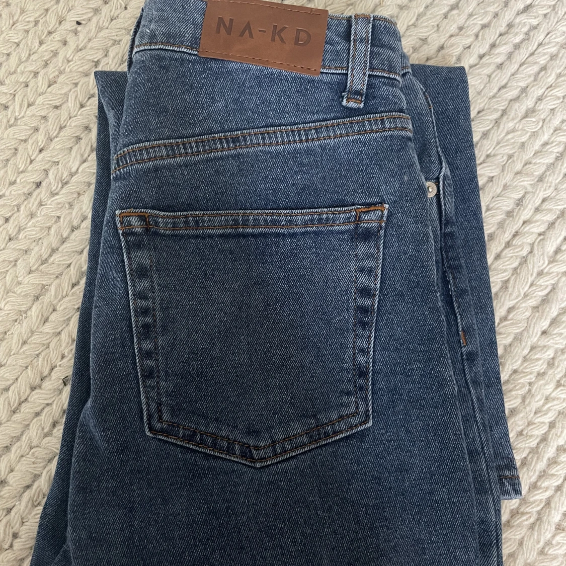 Raka jeans