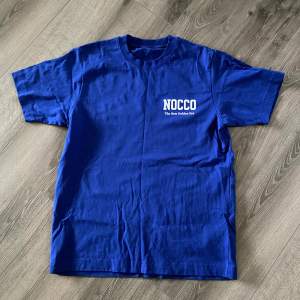 Nocco T-shirt i strl M, normal i storlek inte en tight modell. Limiterad och går ej att köpa. Aldrig använd. 
