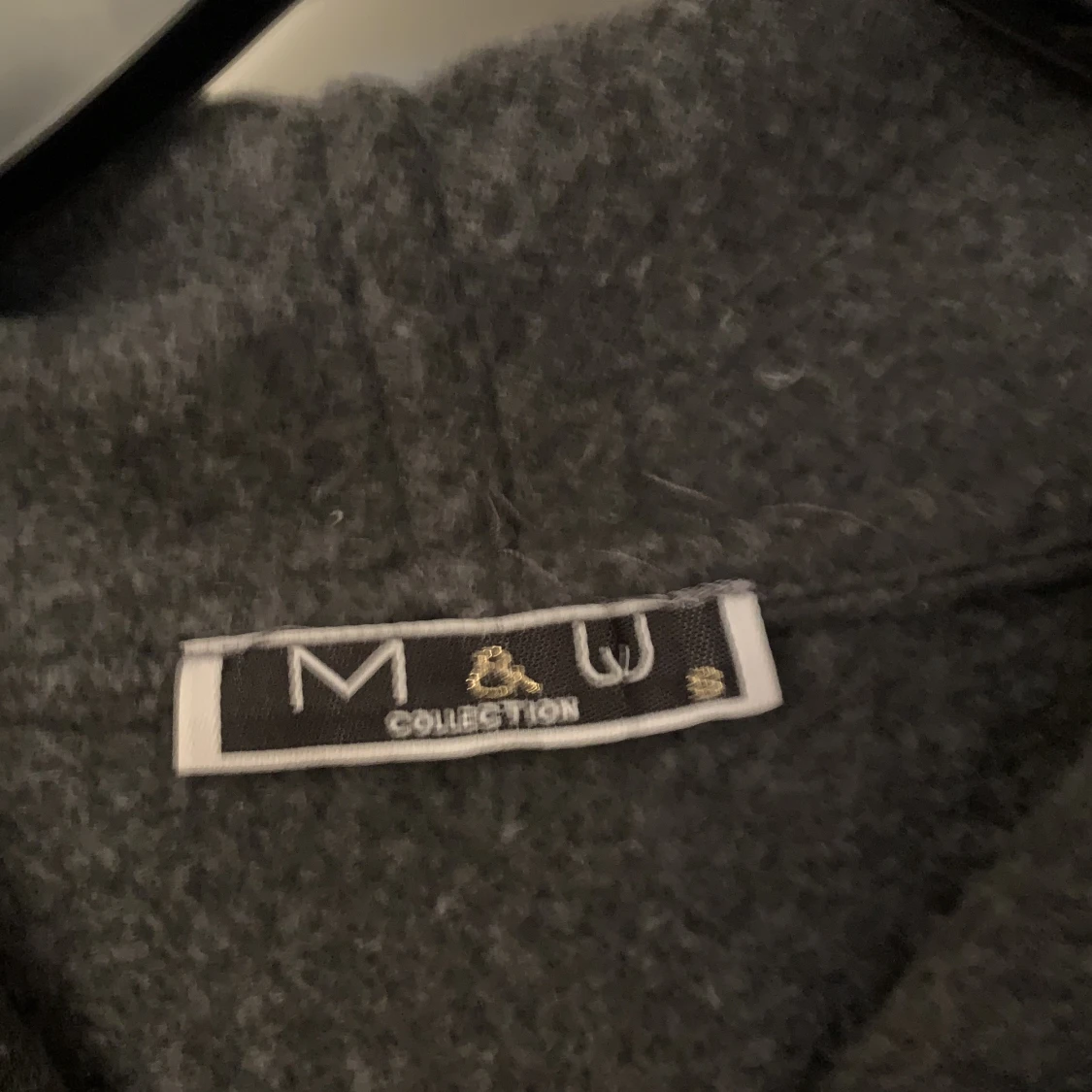 Svart rosa hoodie  - 91