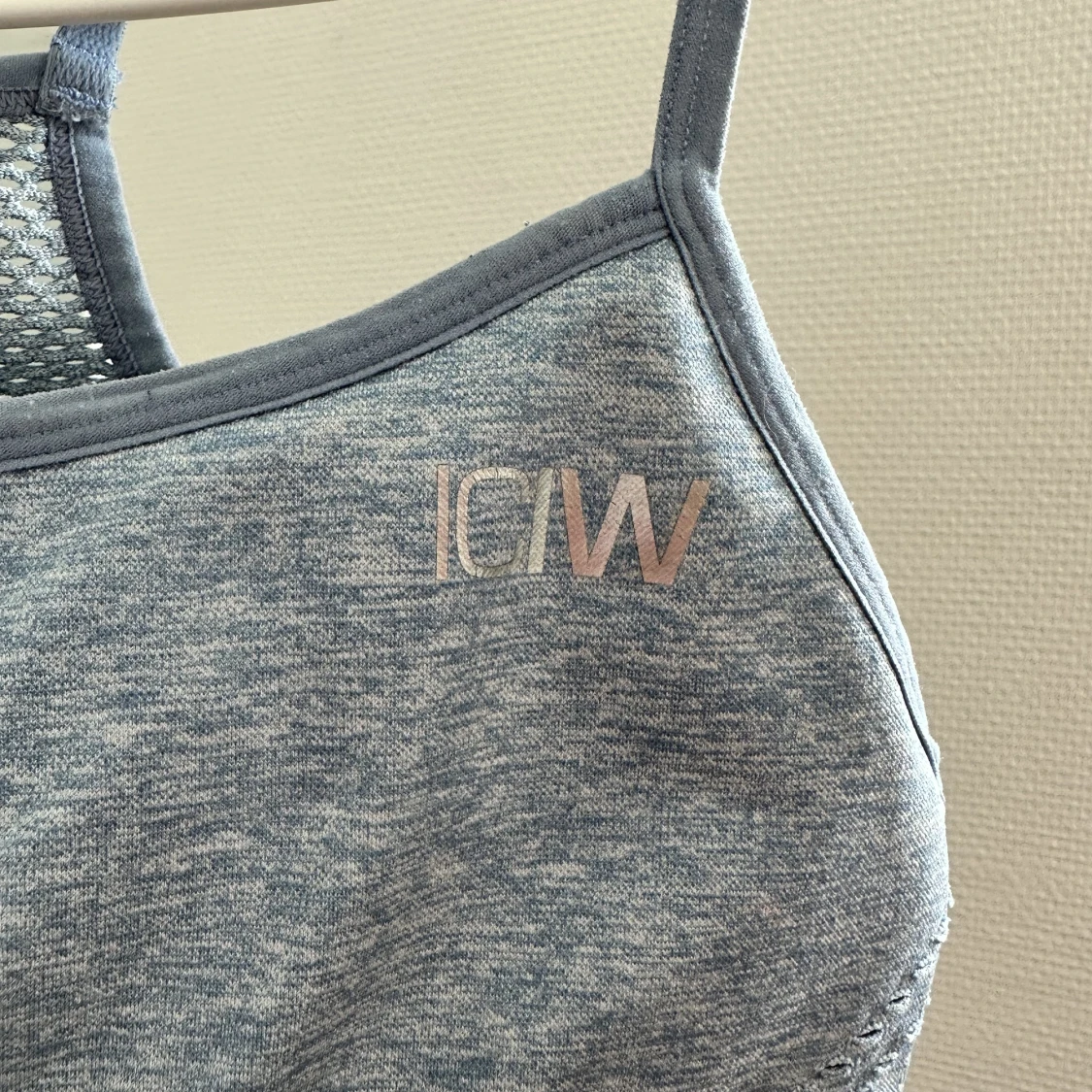 Ljusblå träningsbh - 91