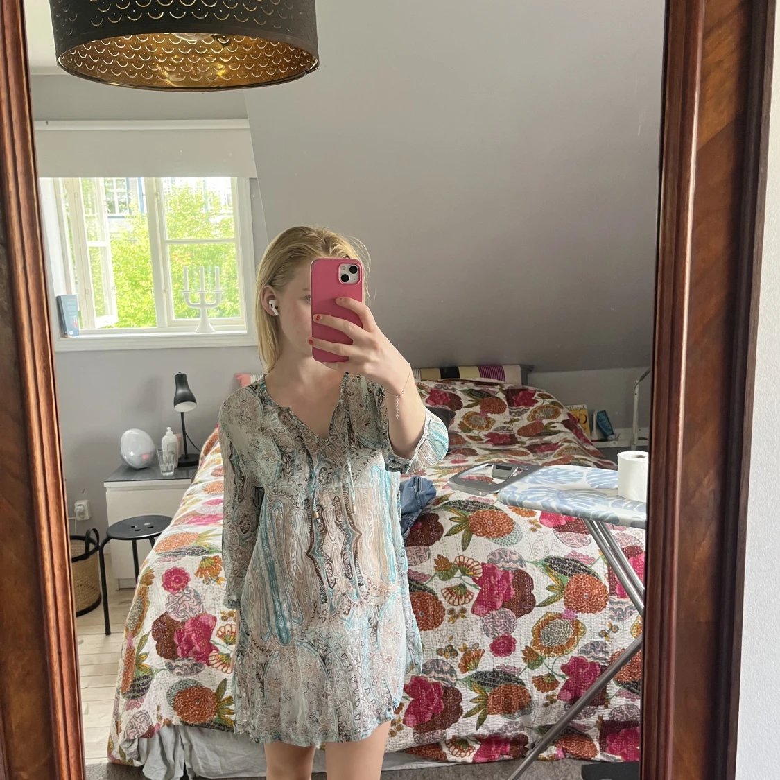 Mönstrad klänning - 90