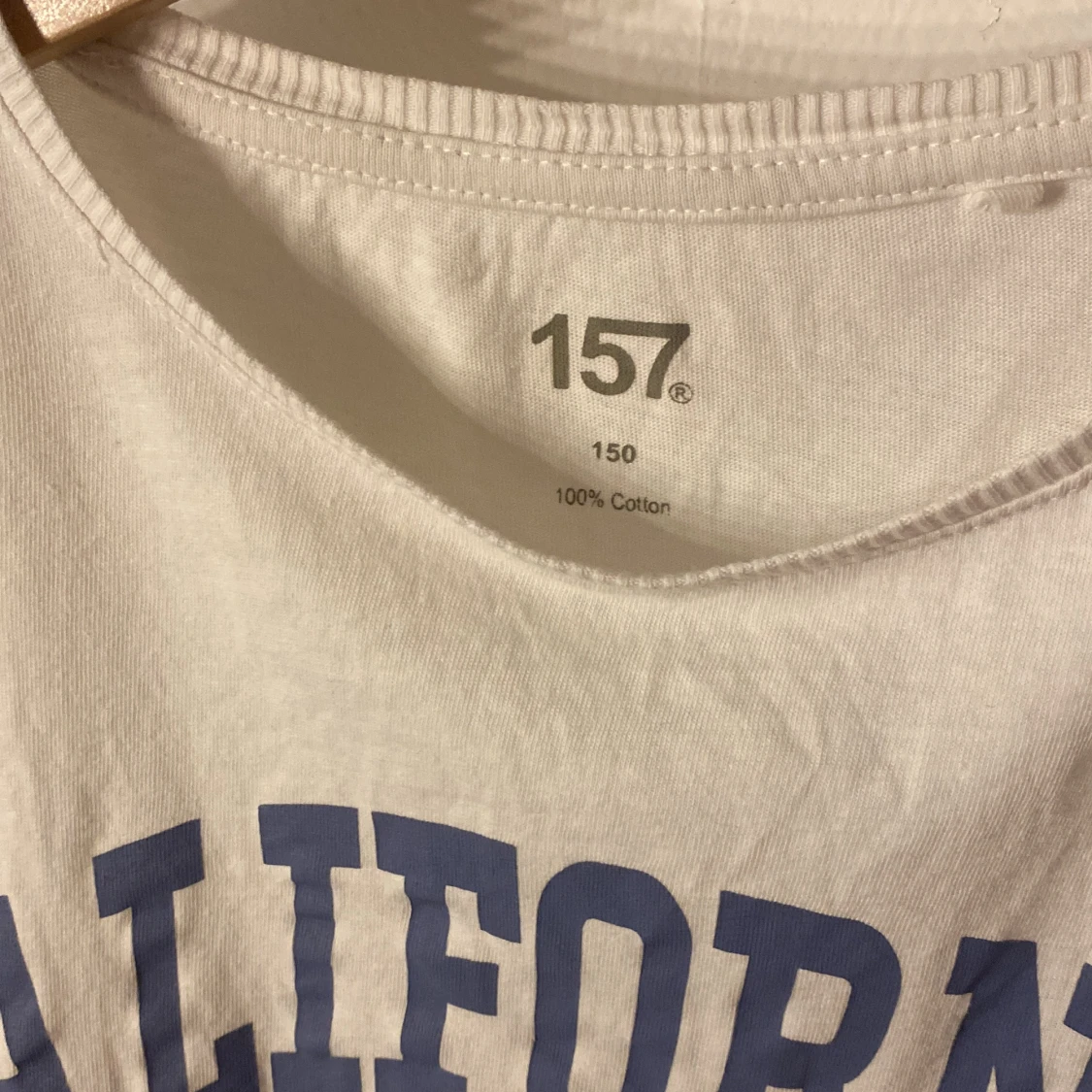 Säljer denna t-shirt ❤️ ny pris typ 80 kr  - 90