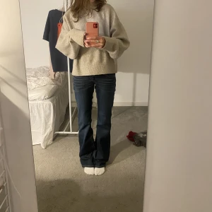 Jeans 💗 - Så snygga och coola🩷