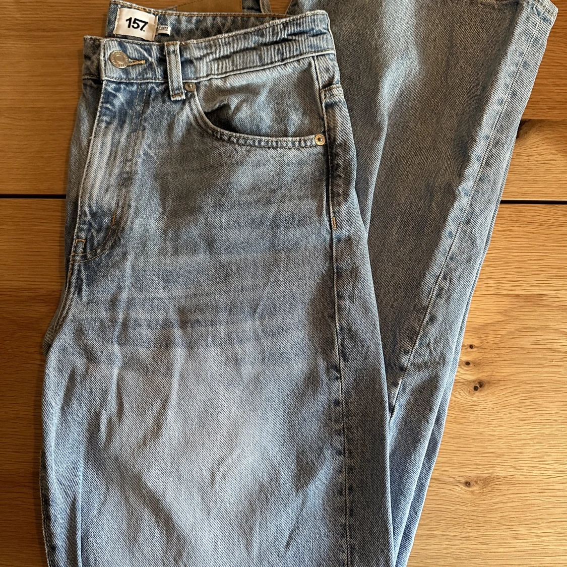 Ljusblåa jeans - 91