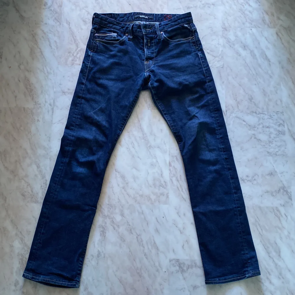 Säljer min replay jeans nu den blivit för små  Fråga för fler bilder m.m. Jeans & Byxor.