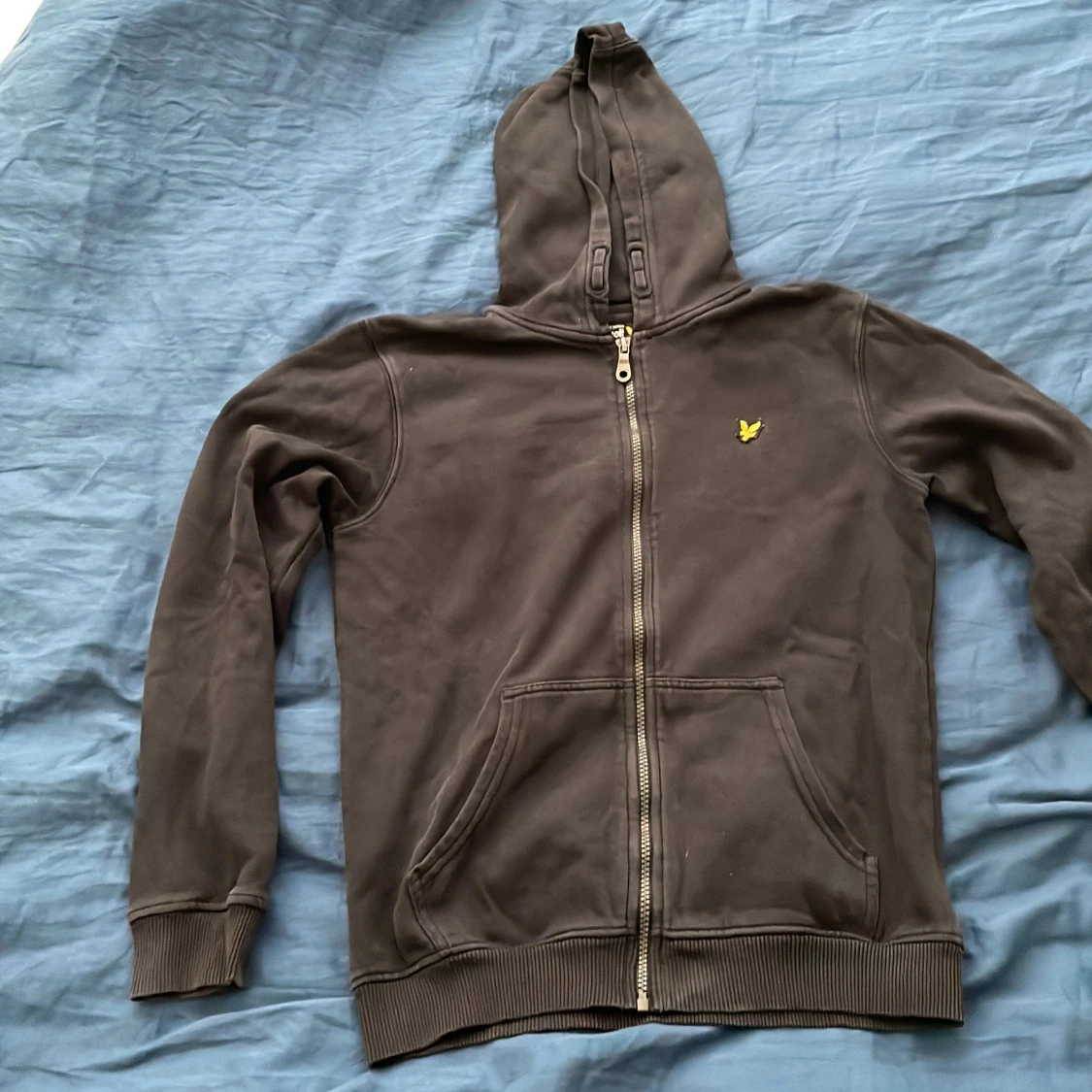 Lyle & Scott svart zip tröja 15/16år