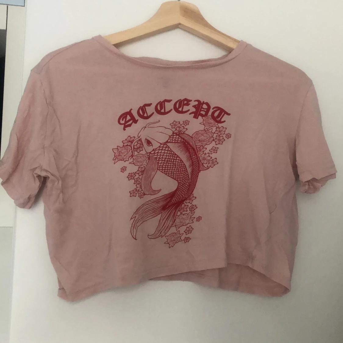 Crop top med koi mönster 