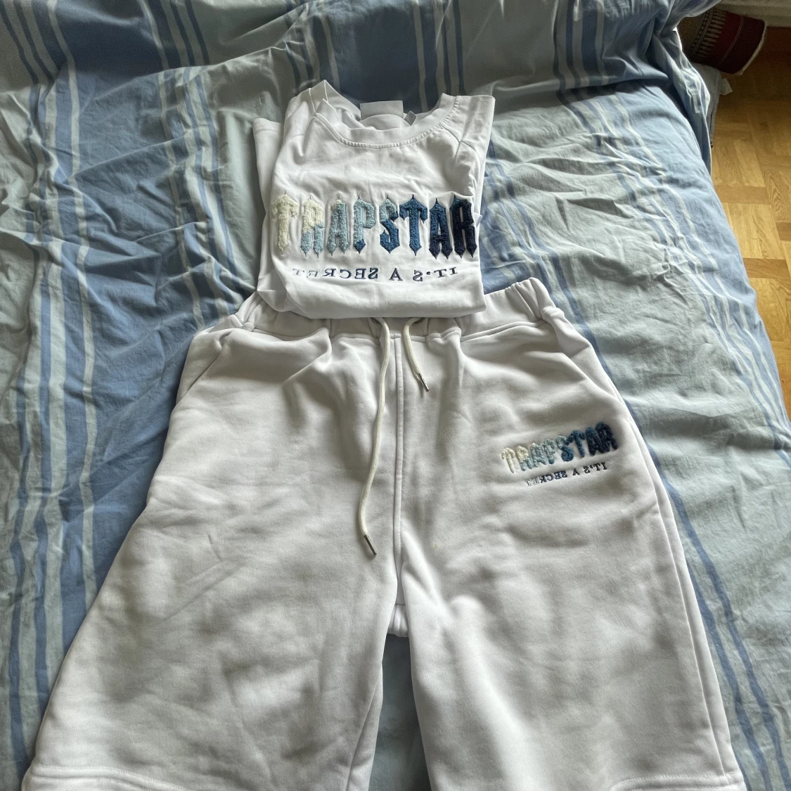 Trapstar shorts x tee set - 90