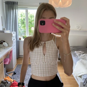 Jättefin topp - Oanvänd topp från Hollister, strl xs💜