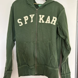 Zip Hoodie - Från Spykar, storlek M, ok skick