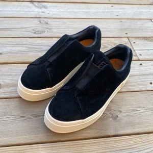 Eytys  - Helt nya eytys i storlek 40. Skriv privat för mer bilder🤍